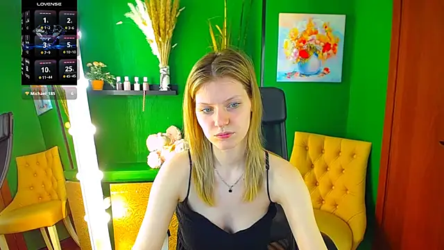 Snapshot of MaryHiggins chatting on March 2025 04:56:02 PM MaryHiggins online show from March 2025 04:56:02 PM