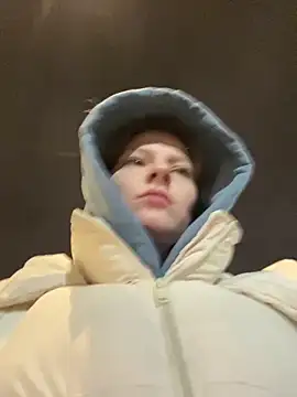 Snapshot of MaryHiggins chatting on October 2025 03:46:02 PM MaryHiggins online show from October 2025 03:46:02 PM