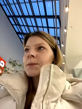 Snapshot of MaryHiggins chatting on November 2025 01:22:04 PM MaryHiggins online show from November 2025 01:22:04 PM