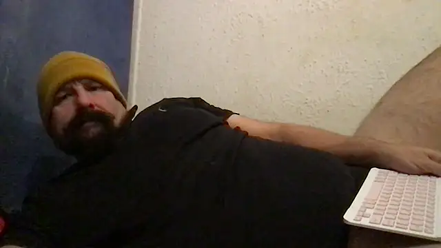 madmaxmiami online show from November 2025 06:01:01 AM