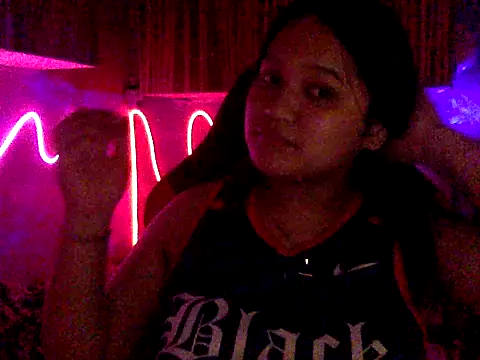 Snapshot of EmpressYna chatting on September 2025 02:52:02 PM EmpressYna online show from September 2025 02:52:02 PM