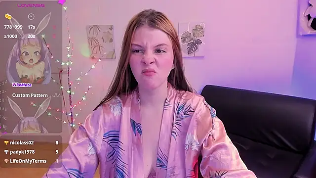 Snapshot of MillySandlerr chatting on February 2025 06:24:02 PM MillySandlerr online show from February 2025 06:24:02 PM