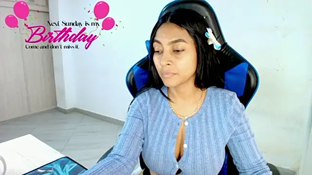 sophiax-x online show from February 2026 03:29:02 PM