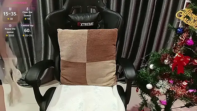 Yuki-yio online show from December 2025 01:32:02 AM