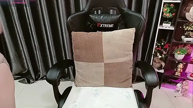 Yuki-yio online show from March 2026 01:23:01 AM