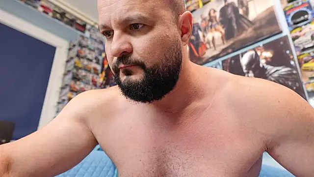 Snapshot of Muscle_Bear chatting on May 2026 05:35:01 AM Muscle Bear online show from May 2026 05:35:01 AM