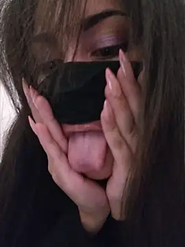 sarahvergen online show from July 2026 10:40:02 PM