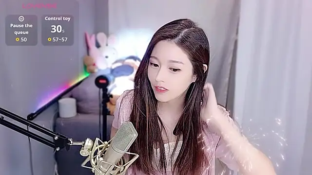 Snapshot of tw_lala chatting on November 2025 04:51:02 PM tw lala online show from November 2025 04:51:02 PM