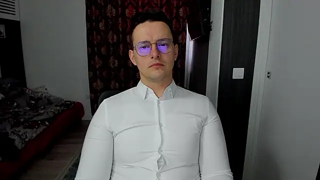 Snapshot of sexxymuscles4u chatting on February 2026 08:54:01 AM sexxymuscles4u online show from February 2026 08:54:01 AM