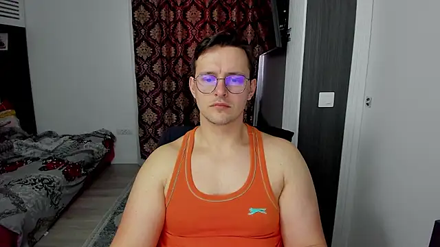 Snapshot of sexxymuscles4u chatting on March 2026 12:22:01 PM sexxymuscles4u online show from March 2026 12:22:01 PM