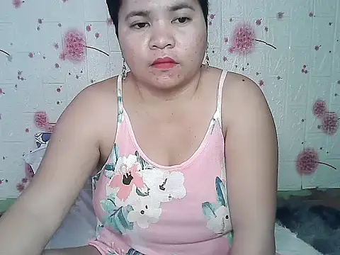 Snapshot of hotpussyxxx33x chatting on March 2025 05:52:02 AM hotpussyxxx33x online show from March 2025 05:52:02 AM