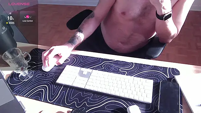 Snapshot of ttboy2000 chatting on February 2025 08:38:02 PM ttboy2000 online show from February 2025 08:38:02 PM