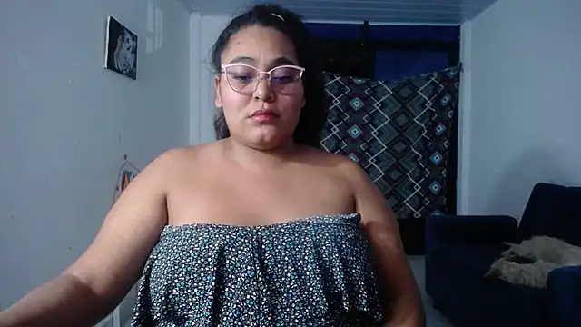 sirena 15 online show from November 2025 05:46:01 AM