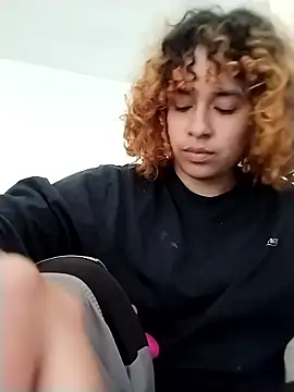 EmmaMelissa0521 online show from February 2026 04:11:02 PM