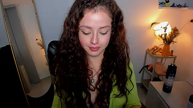 Cassandra Caiin online show from November 2025 10:48:01 AM