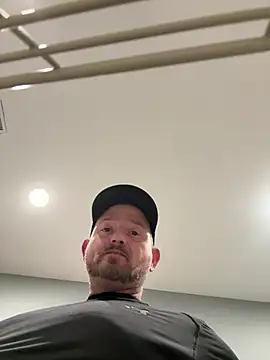 smokeymt420 online show from February 2026 07:12:02 AM