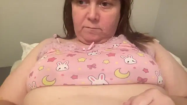 Snapshot of ParisNova chatting on February 2026 07:21:02 PM ParisNova online show from February 2026 07:21:02 PM