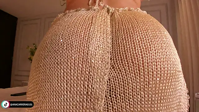 Snapshot of AnaCarrera chatting on November 2025 10:31:01 PM AnaCarrera online show from November 2025 10:31:01 PM