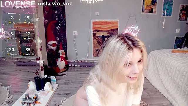 Careful i bite online show from February 2026 06:07:01 AM