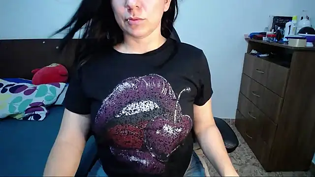 Snapshot of alexa_milsf chatting on March 2025 03:32:02 AM alexa milsf online show from March 2025 03:32:02 AM