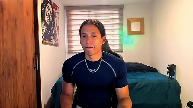 Snapshot of Liam_V chatting on January 2025 01:22:02 PM Liam V online show from January 2025 01:22:02 PM