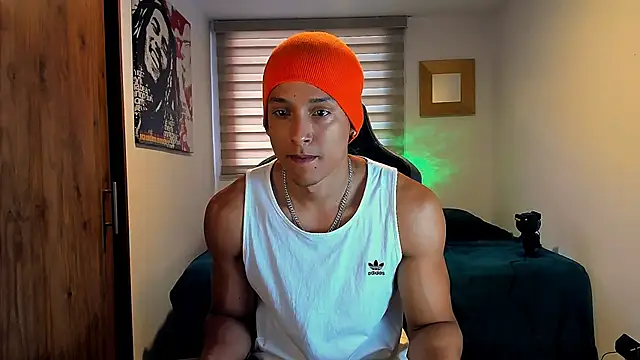 Snapshot of Liam_V chatting on January 2025 02:52:02 PM Liam V online show from January 2025 02:52:02 PM