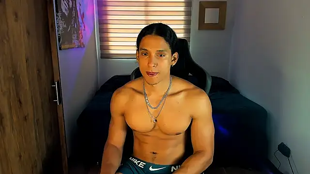 Snapshot of Liam_V chatting on February 2025 03:00:01 PM Liam V online show from February 2025 03:00:01 PM