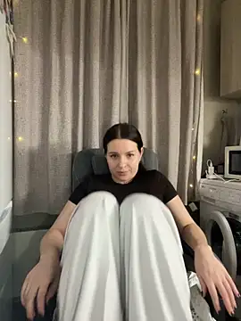 NastyushaaLove online show from April 2026 08:20:01 PM