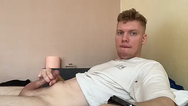 sexybooii6968 online show from April 2026 01:41:01 PM