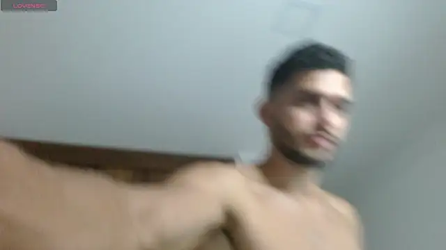 Noah jhonsonn online show from February 2025 04:32:02 PM