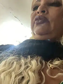 scarlett sexx69 online show from November 2025 11:33:01 AM