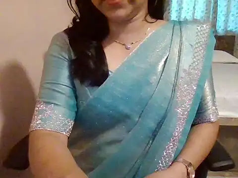 Pinky 4 online show from November 2025 10:43:02 AM