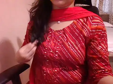 Pinky 4 online show from February 2026 03:48:01 AM