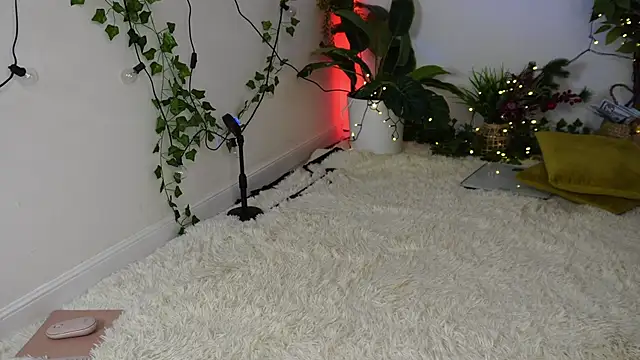 Snapshot of ScarletBlaze chatting on January 2025 09:13:01 PM ScarletBlaze online show from January 2025 09:13:01 PM