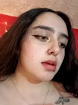 Snapshot of IvonneT chatting on December 2024 02:03:02 AM IvonneT online show from December 2024 02:03:02 AM