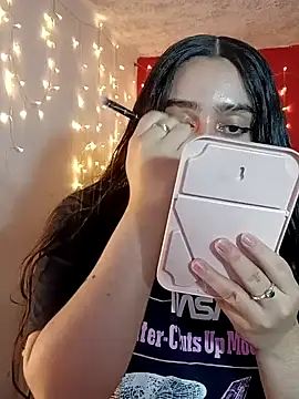 Snapshot of IvonneT chatting on February 2025 11:34:02 PM IvonneT online show from February 2025 11:34:02 PM