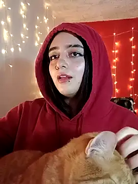 Snapshot of IvonneT chatting on March 2025 01:42:02 AM IvonneT online show from March 2025 01:42:02 AM