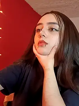 Snapshot of IvonneT chatting on October 2025 12:00:02 AM IvonneT online show from October 2025 12:00:02 AM