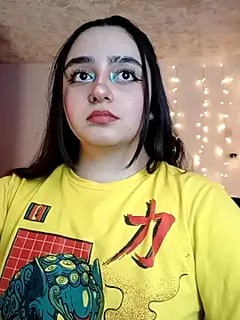 Snapshot of IvonneT chatting on November 2025 02:01:02 AM IvonneT online show from November 2025 02:01:02 AM