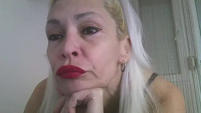 EvaaMina online show from January 2025 03:35:02 PM