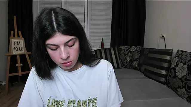 MolagAnna online show from May 2026 07:20:02 PM