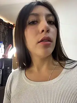 Snapshot of MiaJones21 chatting on February 2026 09:43:01 PM MiaJones21 online show from February 2026 09:43:01 PM