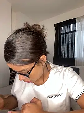 trianawhite online show from December 2024 06:19:01 PM