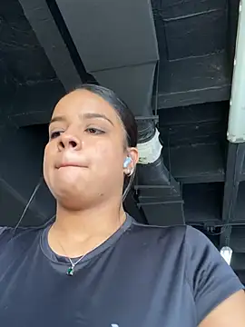 trianawhite online show from February 2025 07:16:01 PM