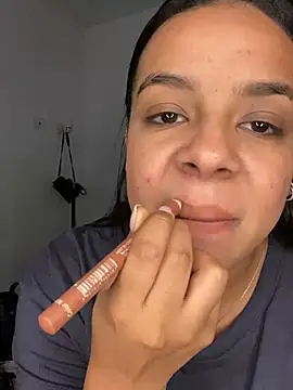 trianawhite online show from February 2025 08:36:02 PM