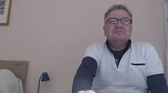 YOU6me online show from January 2025 03:39:02 PM