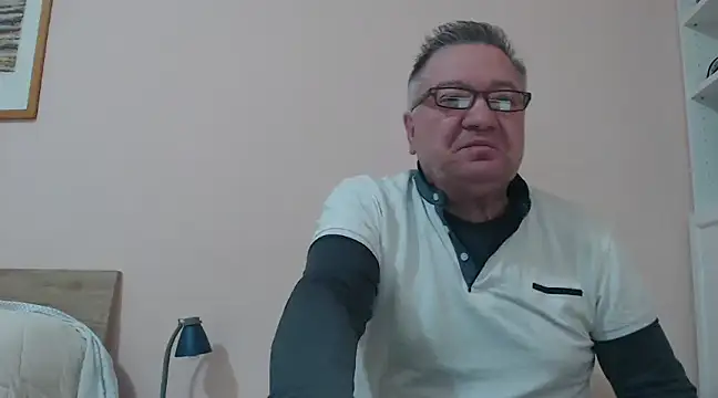 YOU6me online show from January 2025 04:42:01 PM