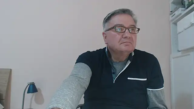 YOU6me online show from February 2025 10:40:02 AM