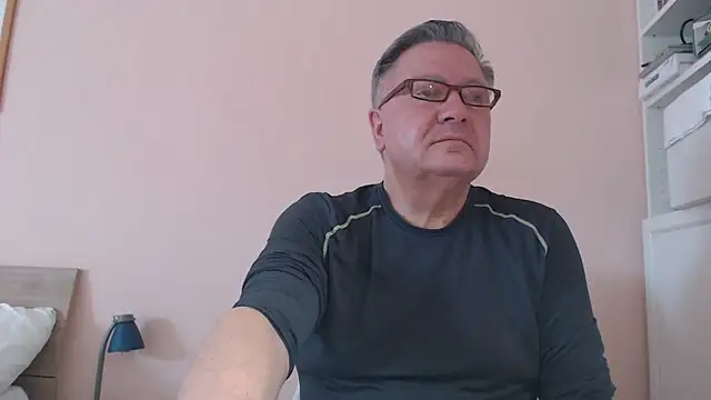 YOU6me online show from March 2025 09:51:01 AM