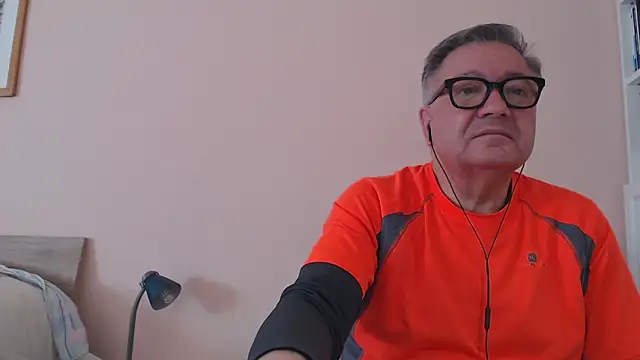 YOU6me online show from December 2025 10:19:01 AM